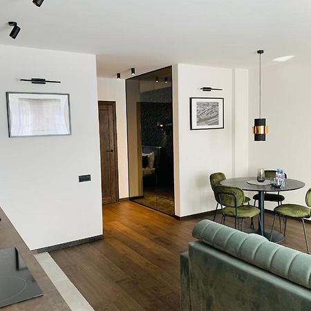 Old Moss Apartment Клайпеда Екстериор снимка